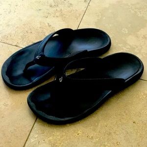 Olukai flip flops